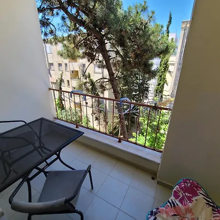 Appartement Bora's In Golem Beach